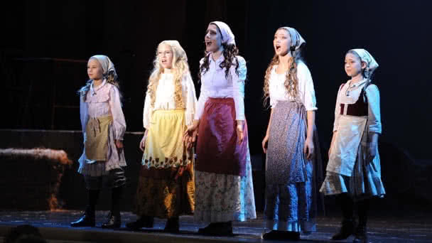 Fiddler on the Roof photo 16